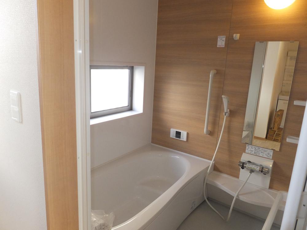 Bathroom. Indoor (10 May 2013) Shooting