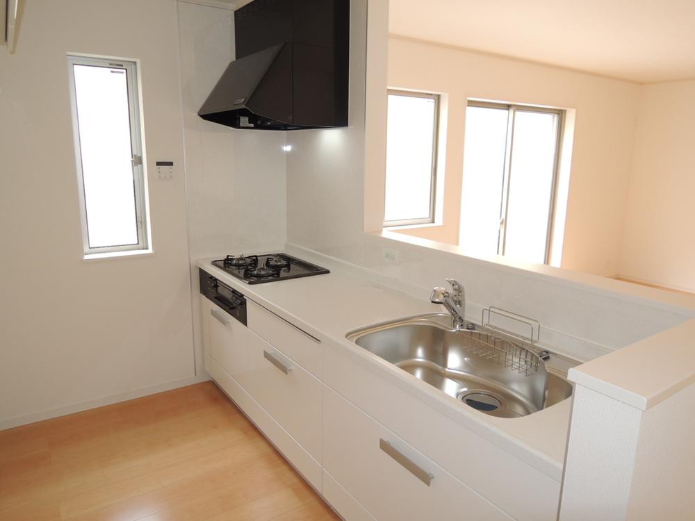 Same specifications photo (kitchen). Face-to-face kitchen (same specifications)
