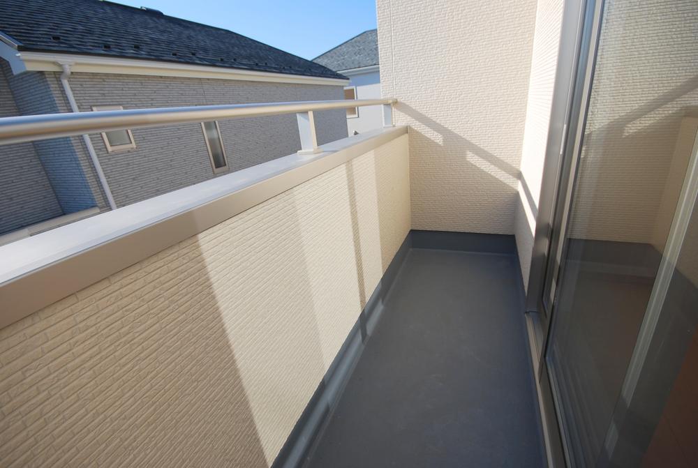 Balcony. I Building ・ Local Photos