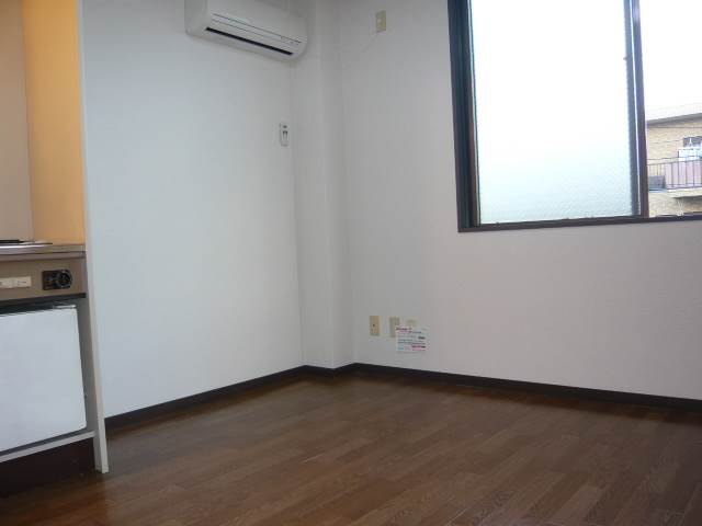 Living and room. A bright room