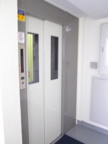 Other common areas. Yes Elevator