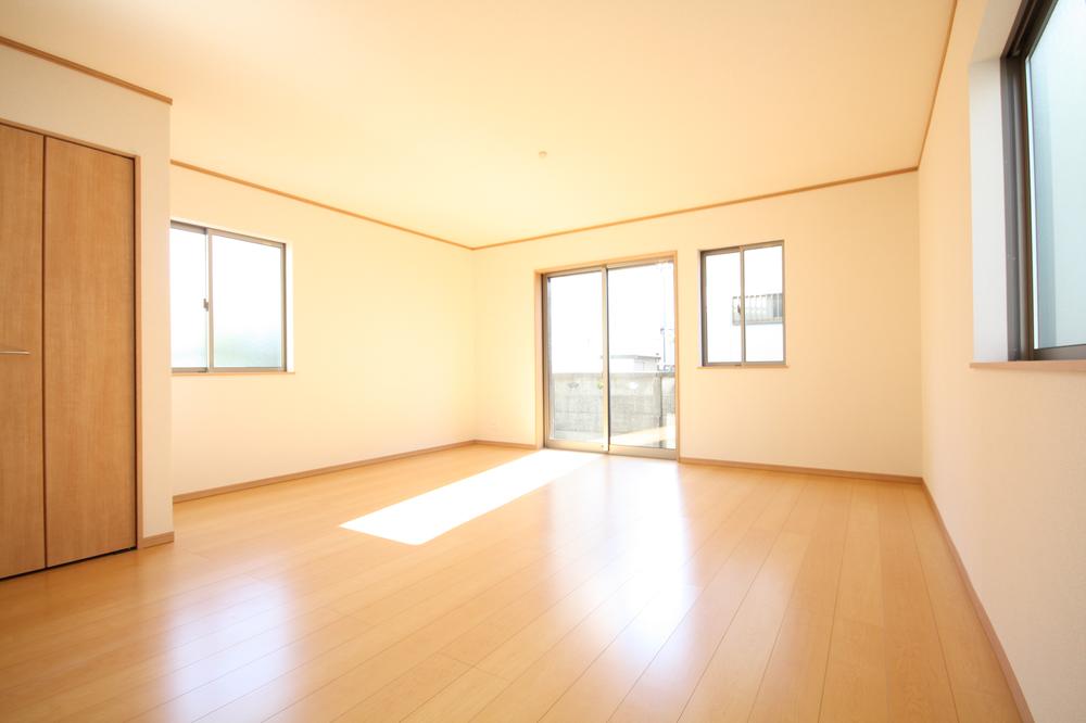 Living. Indoor (12 May 2013) Shooting