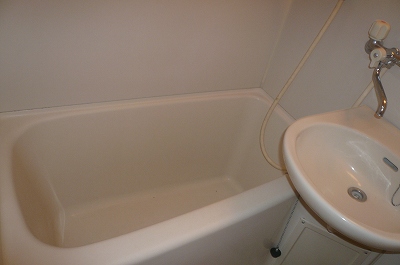 Bath. Bus (3-point unit bus)