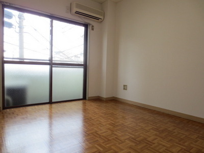 Living and room. Bright rooms