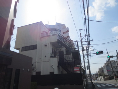 Other. 1m to the periphery (other)