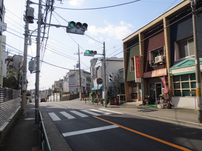 Other. 1m to the periphery (other)