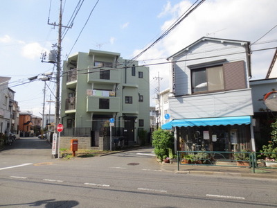 Other. 1m to the periphery (other)