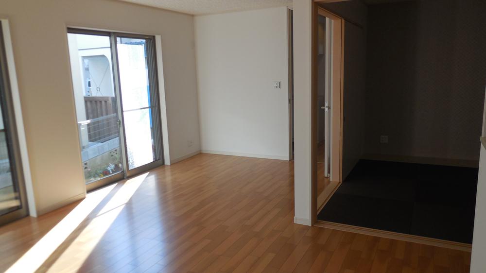 Living. Indoor (12 May 2013) Shooting