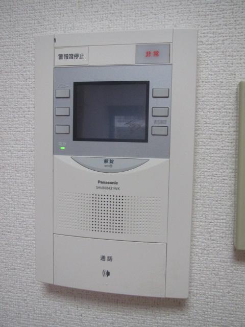 Other introspection. Indoor (10 May 2013) Shooting Also raised security force with a TV monitor interphone adopted!