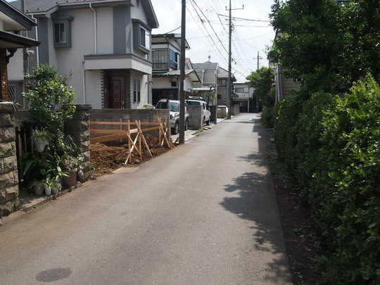 Local photos, including front road. Frontal road