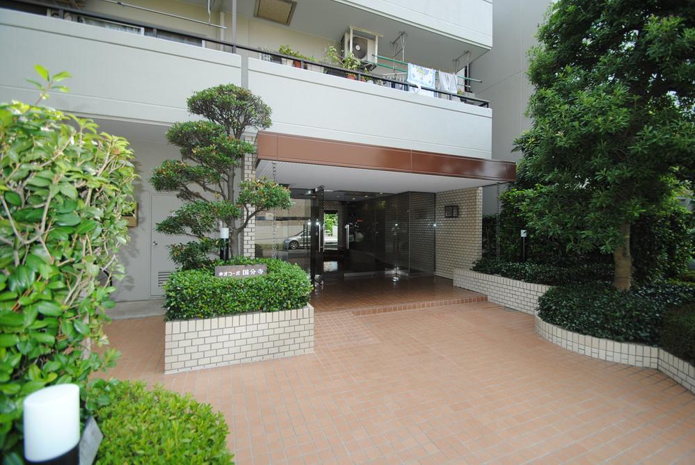 Entrance. Neokopo Kokubunji