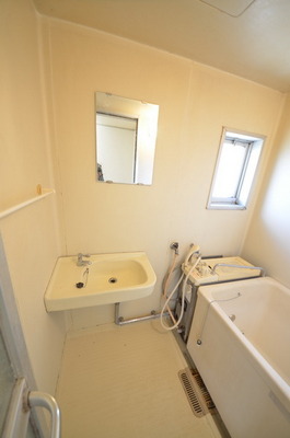 Washroom. ☆ Wash basin ☆