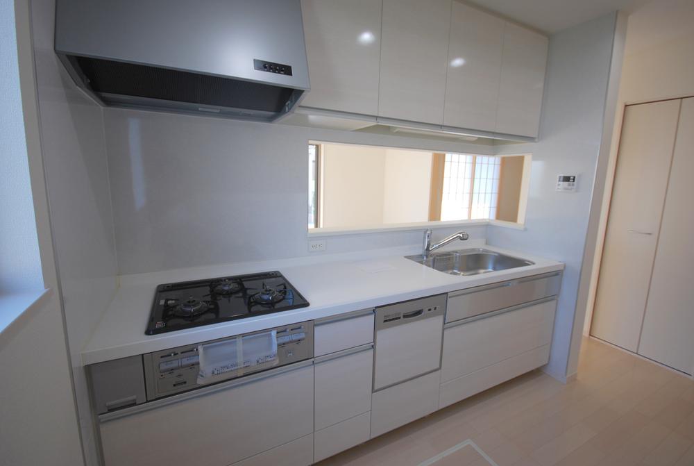 Same specifications photo (kitchen). Example of construction