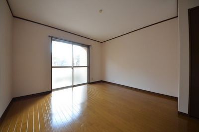 Living and room.  ☆ Free to arrange space ☆