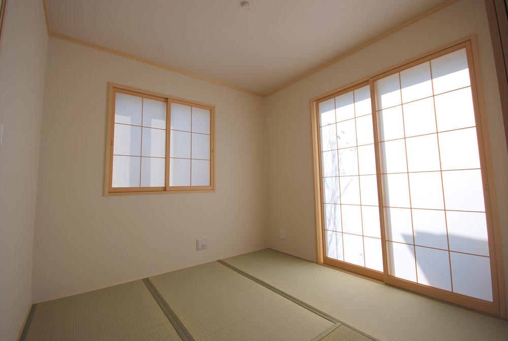 Non-living room. Local (12 May 2013) Shooting