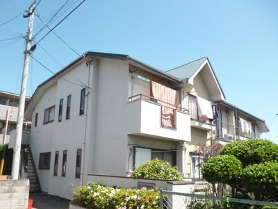 Building appearance. A quiet residential area Optical fiber is introduced already