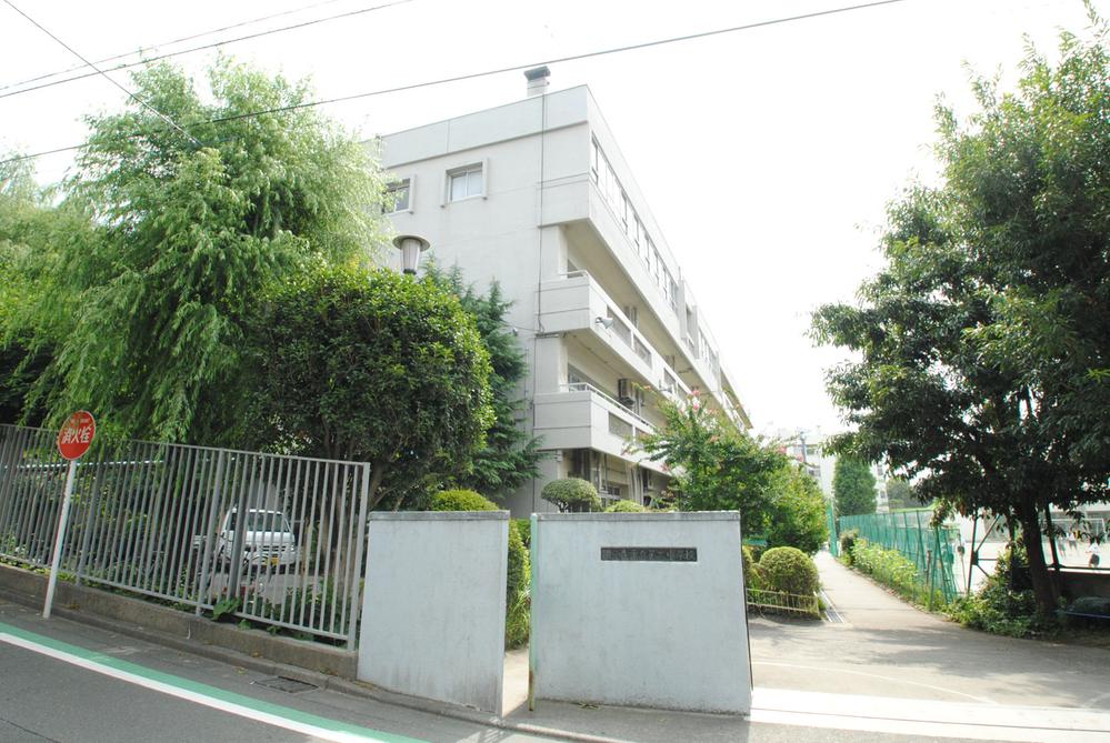 Junior high school. Kokubunji 1100m to stand second junior high school
