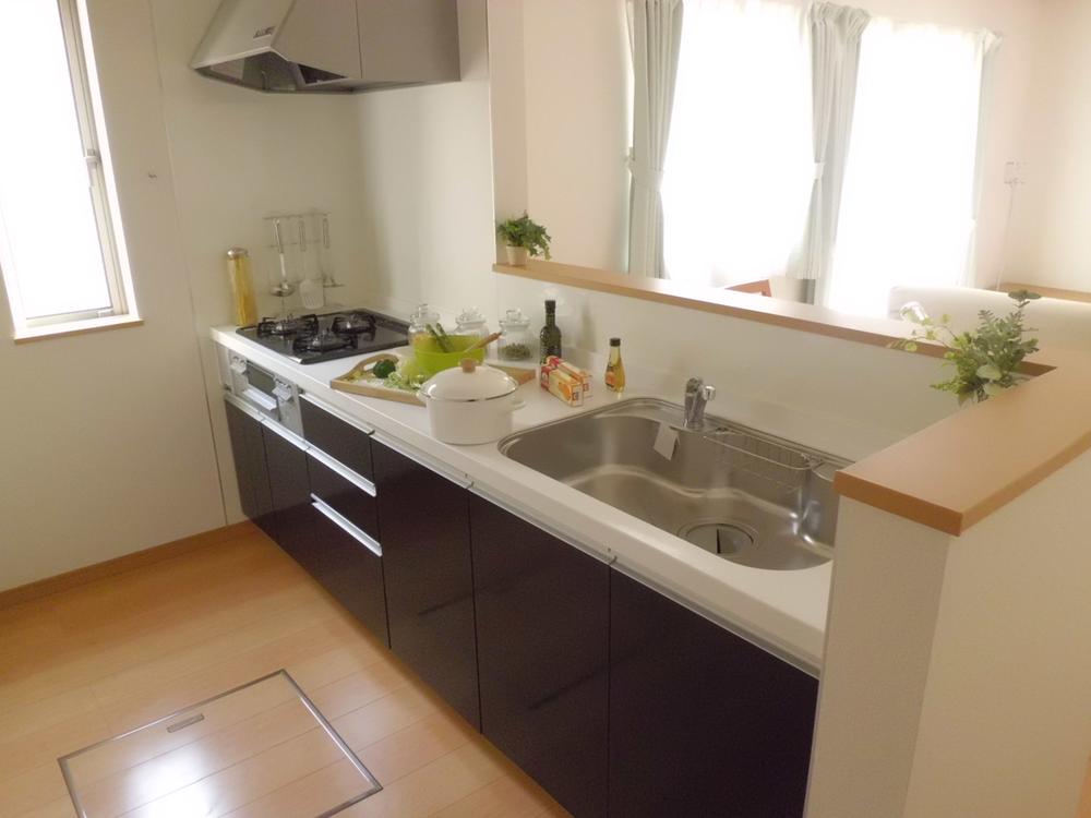 Kitchen. Same specification building. 