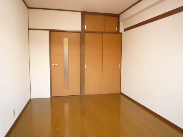 Living and room. Clean room