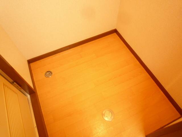 Other Equipment. Indoor Laundry Storage