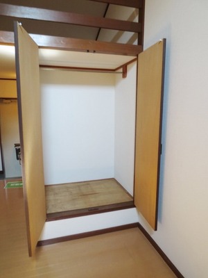 Receipt. Storage space