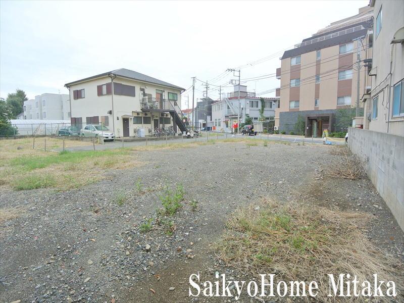 Local land photo. Local (10 May 2013) Shooting