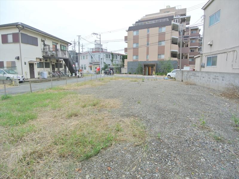 Local land photo. Local (10 May 2013) Shooting