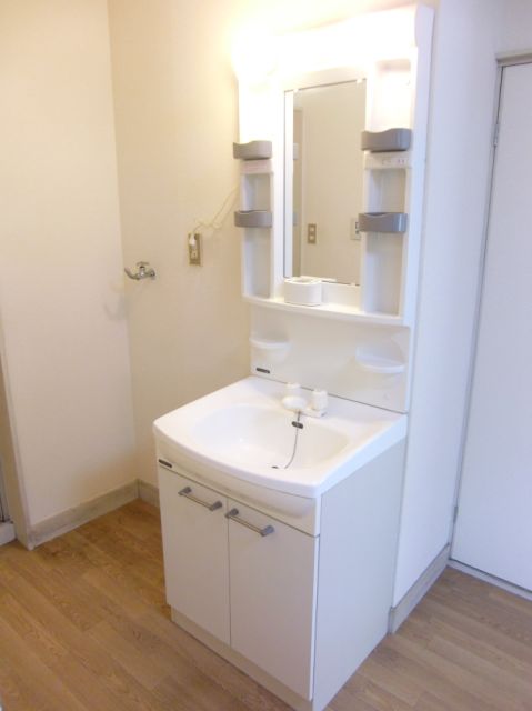 Washroom. There are also independent wash basin