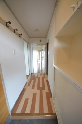 Entrance. ☆ From here is the beginning and end of the day ☆