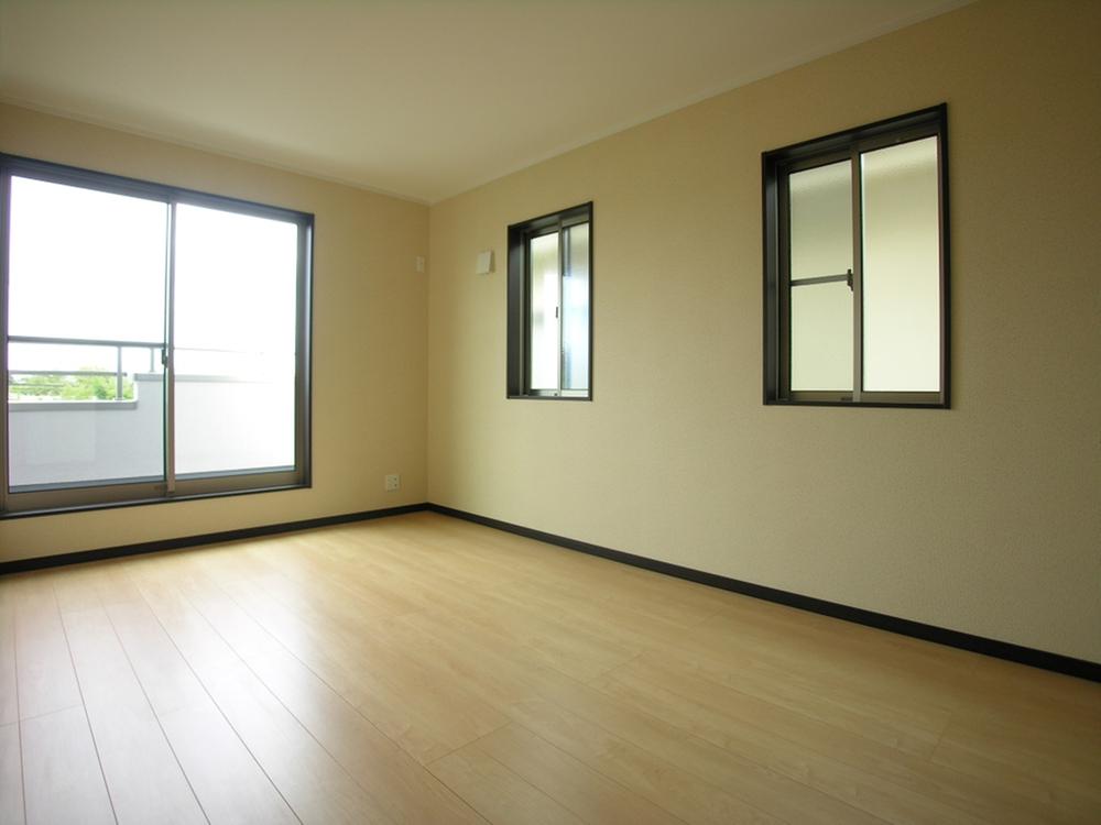 Same specifications photos (Other introspection). Of the same specifications ● dihedral daylight Western-style