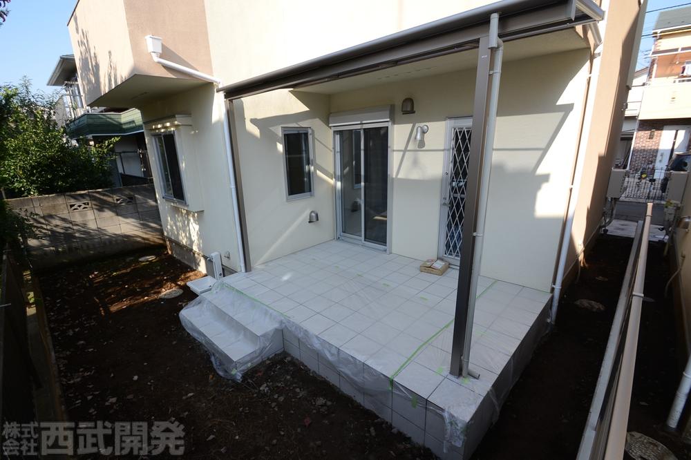 Garden. Pergola roof terrace