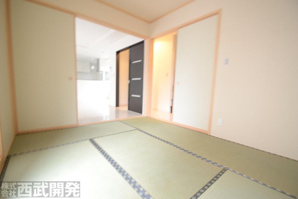 Non-living room. Building 2