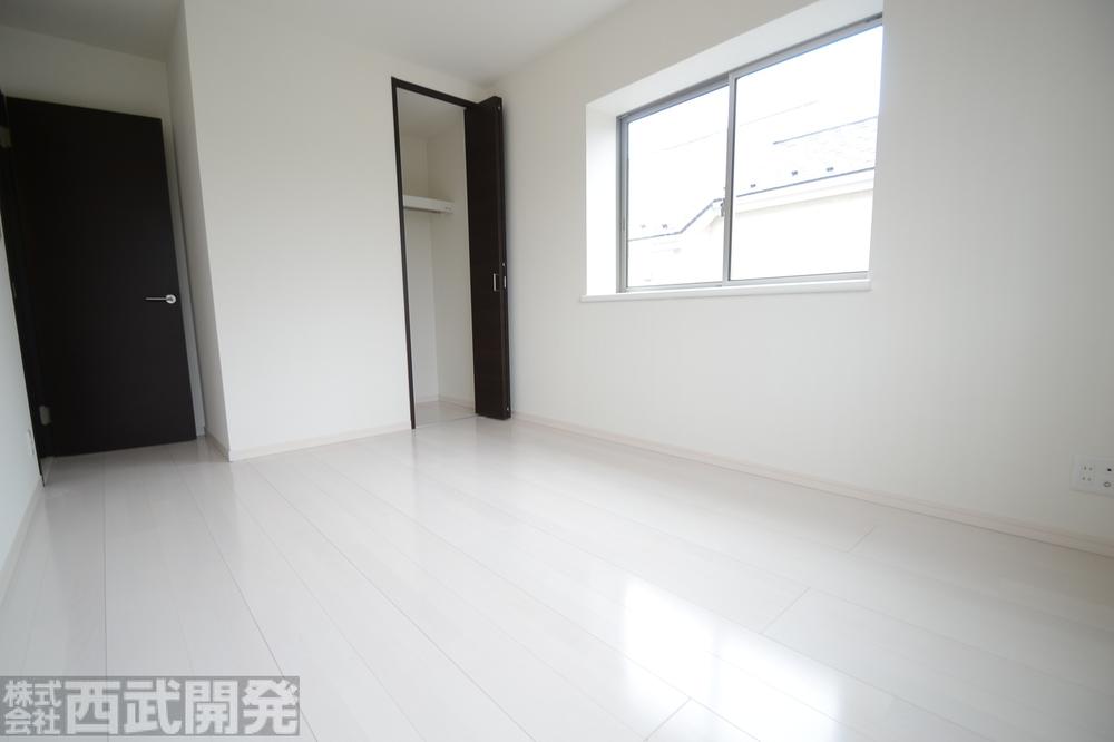 Non-living room. Building 2