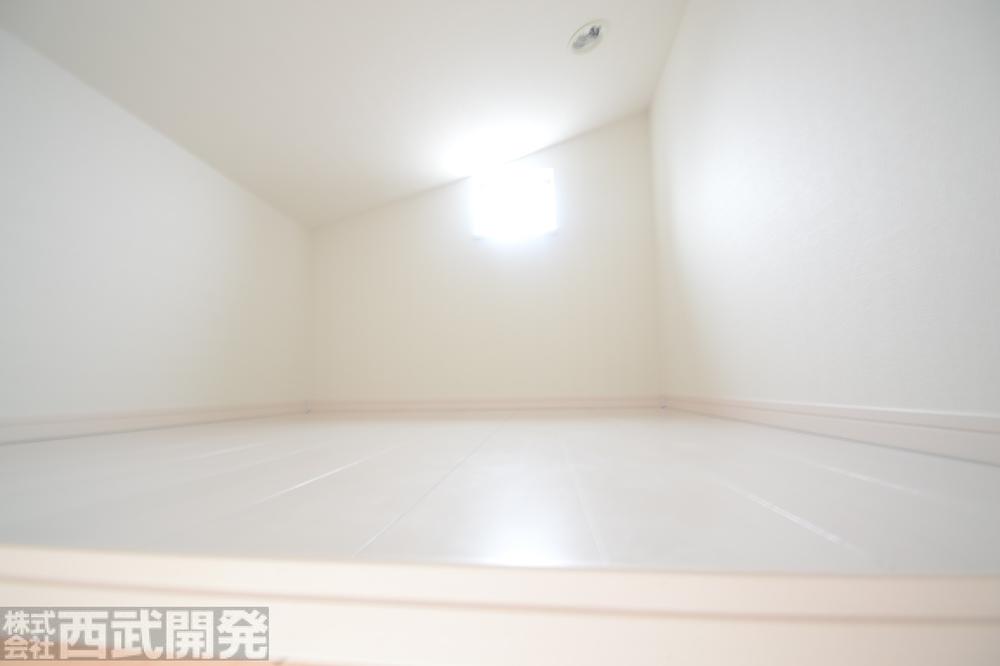 Receipt. Attic storage (Grenier)