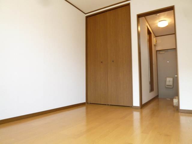 Living and room. Another angle