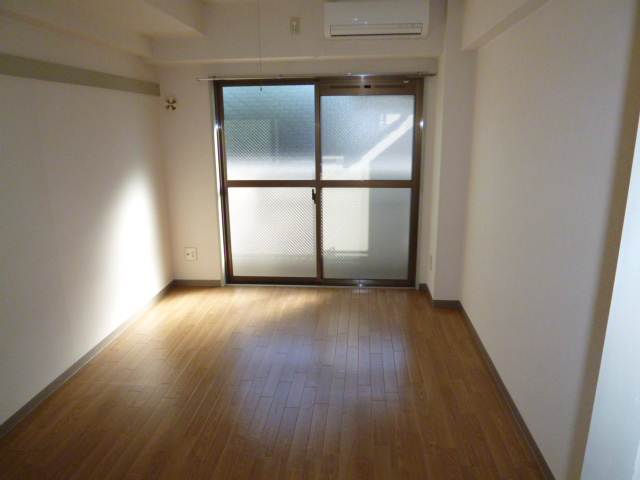 Living and room. Beautiful Western-style