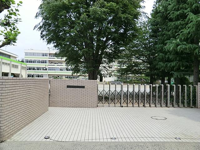 Junior high school. Kokubunji 507m to stand second junior high school