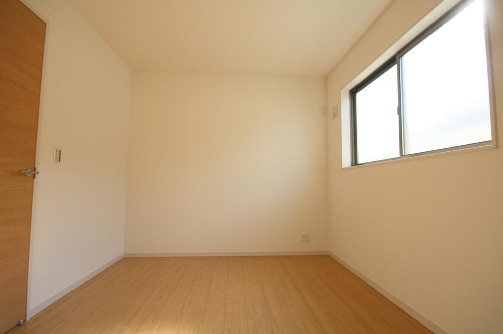 Non-living room. Indoor (11 May 2013) Shooting