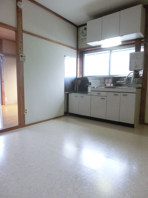 Living and room. The dishes served in the spread of dining ☆