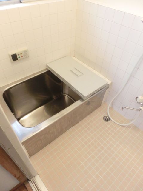 Bath. Reheating, It is a mirror with a bath ☆