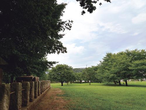 Other. 25 minutes walk to the "Historical Park". This area is spread historic sites and a large park, Hand down the local history, It has become a cornerstone. Also, Is also the resting place is widely known to the public as a place to leave the rich natural.