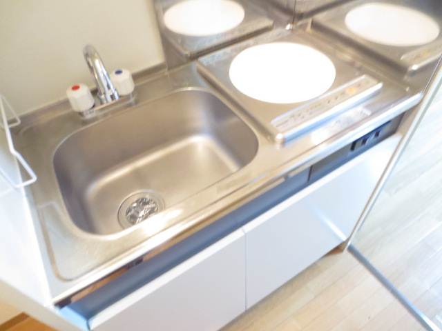 Kitchen. Clean kitchen