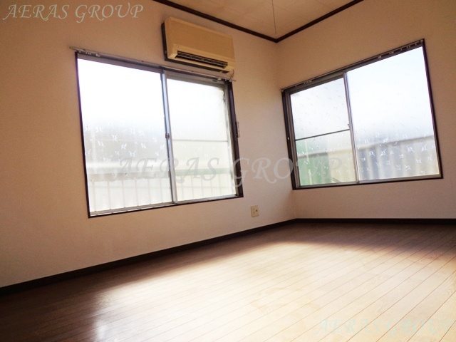 Other room space. room