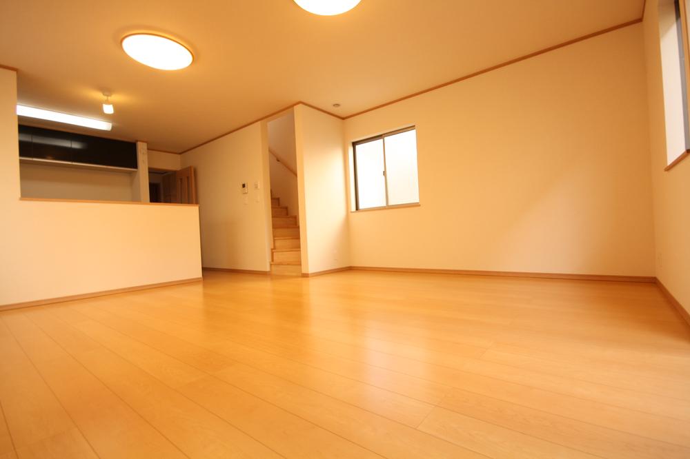 Living. Indoor (12 May 2013) Shooting