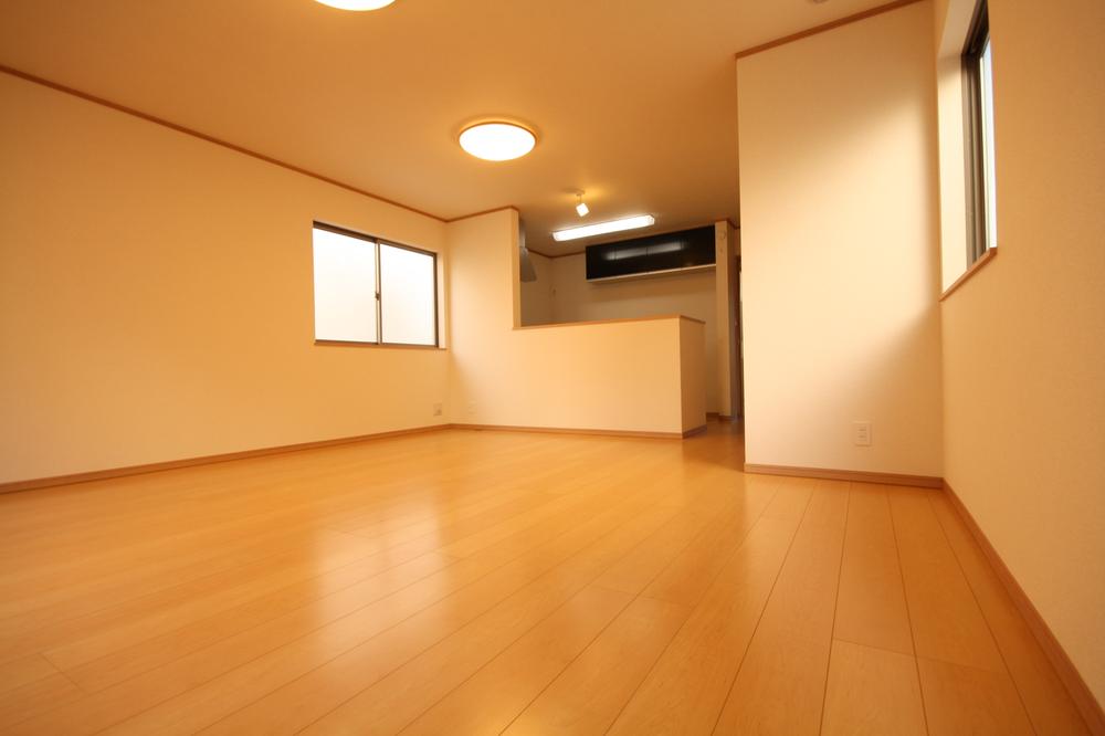 Living. Indoor (12 May 2013) Shooting