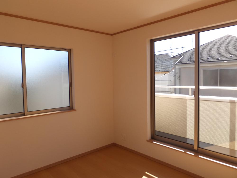 Non-living room. Indoor (10 May 2013) Shooting