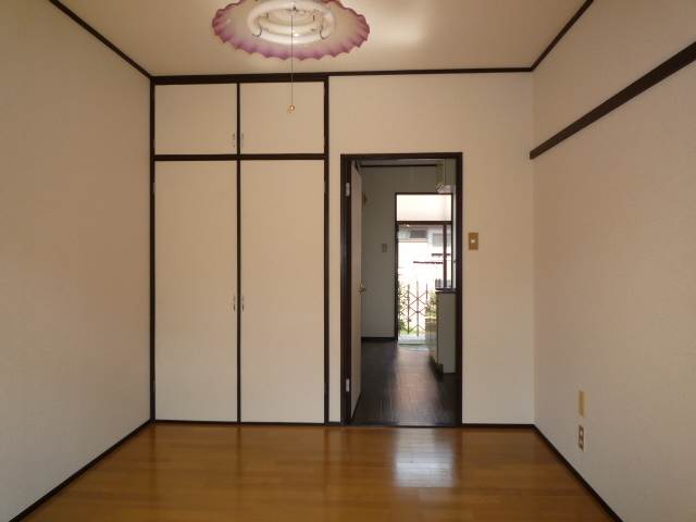 Living and room. Spacious interior