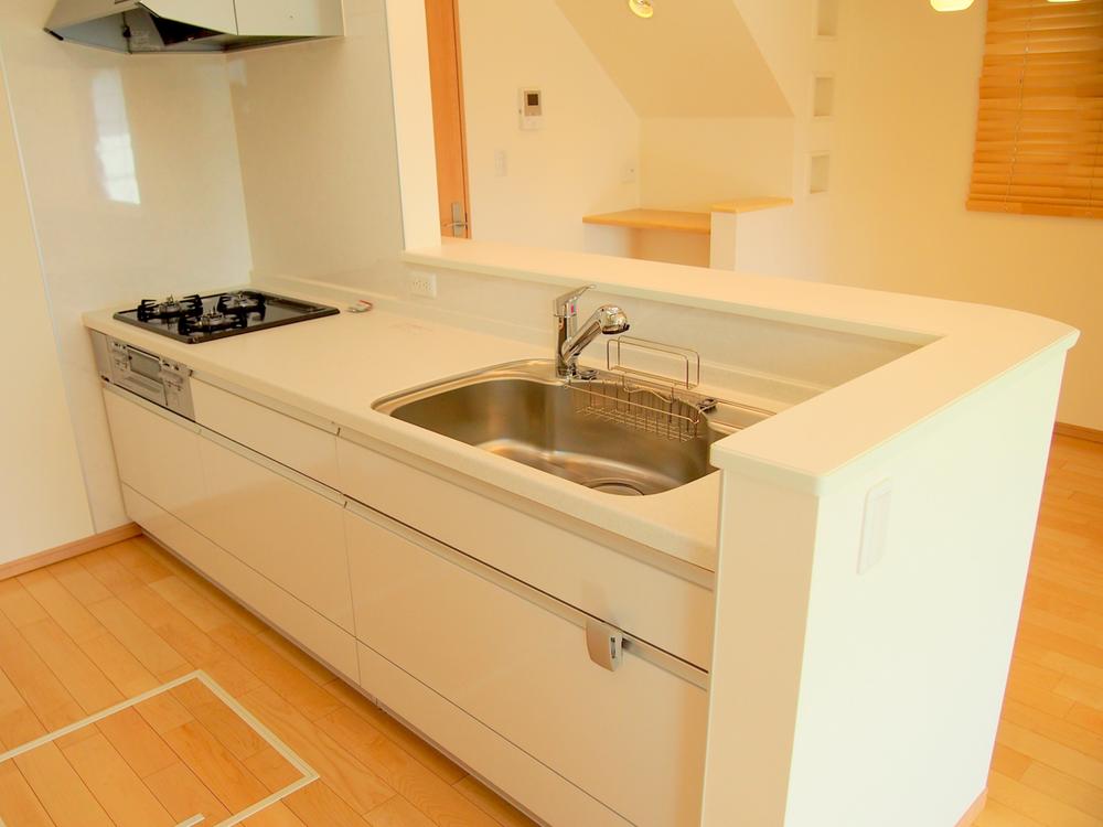 Same specifications photo (kitchen). Example of construction