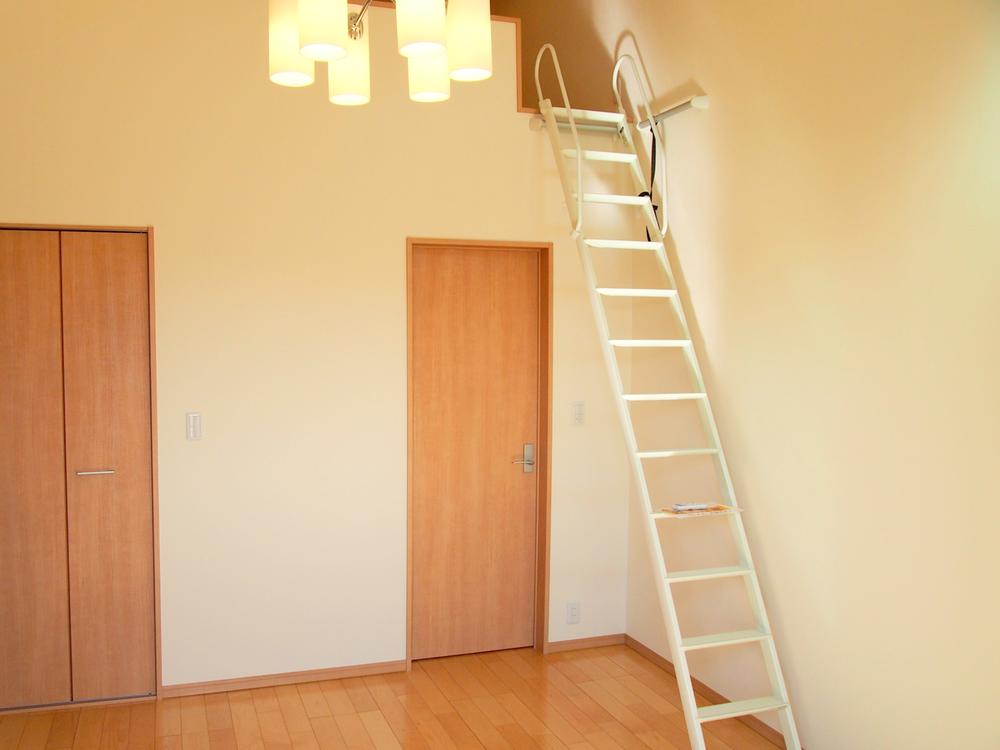 Same specifications photos (Other introspection). Example of construction