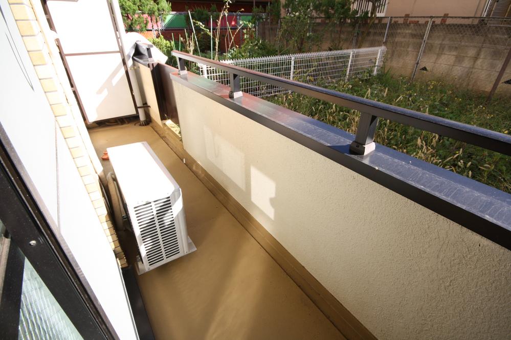 Balcony. Local Photos ・ balcony